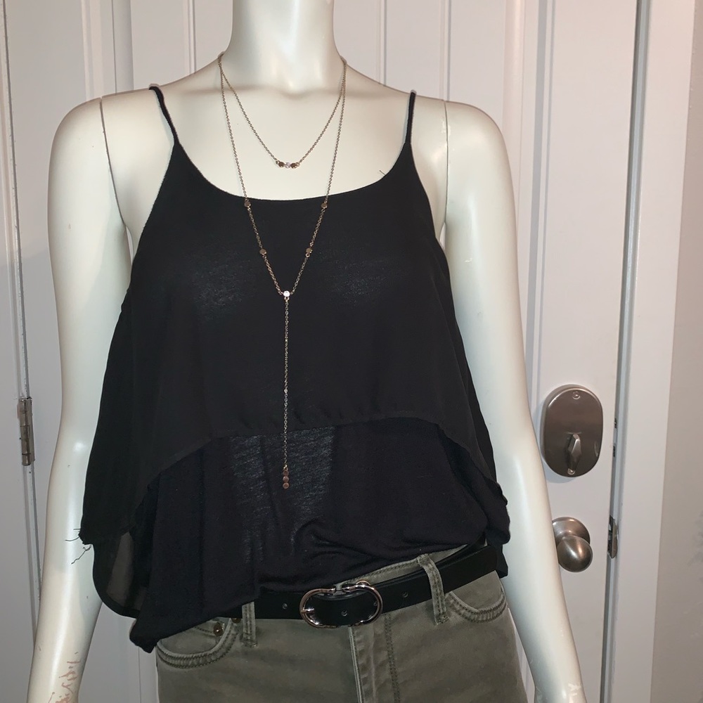 🌸 WET SEAL TANK TOP BLACK! 🌸